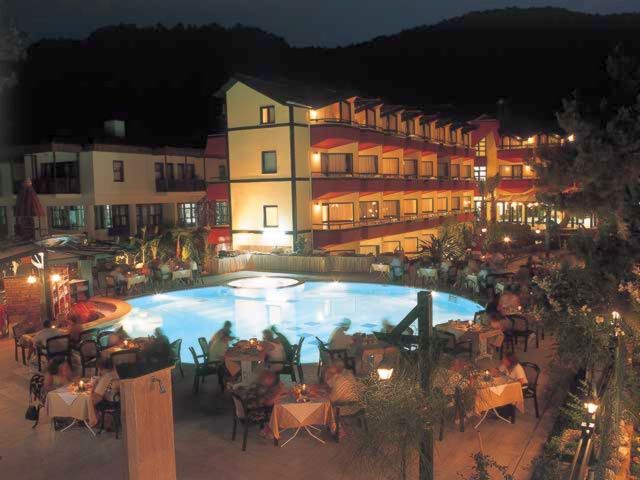 Esma Clove Resort & Spa