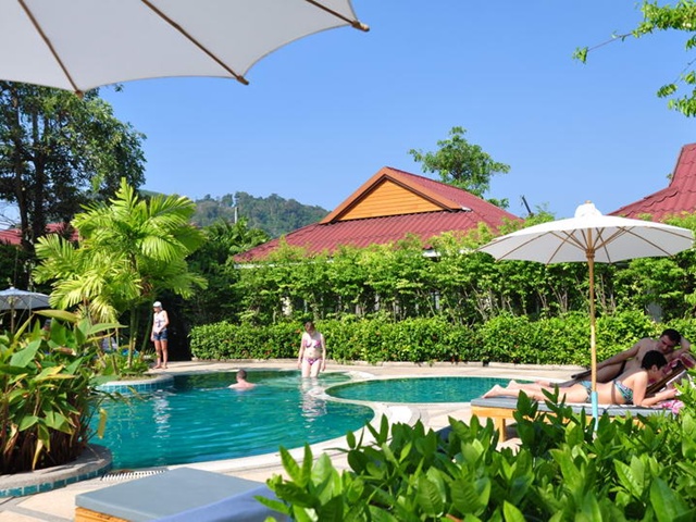 THE NATURAL RESORT