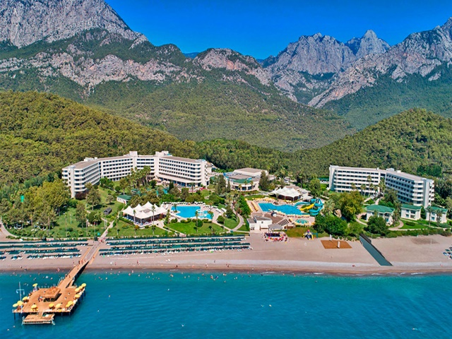 MIRAGE PARK RESORT