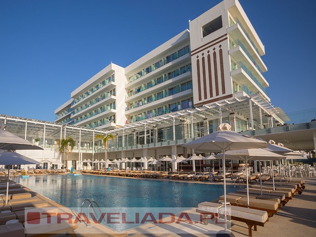 Constantinos The Great Beach Hotel