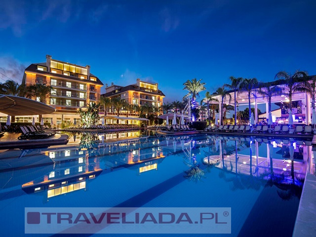CRYSTAL FAMILY RESORT & SPA