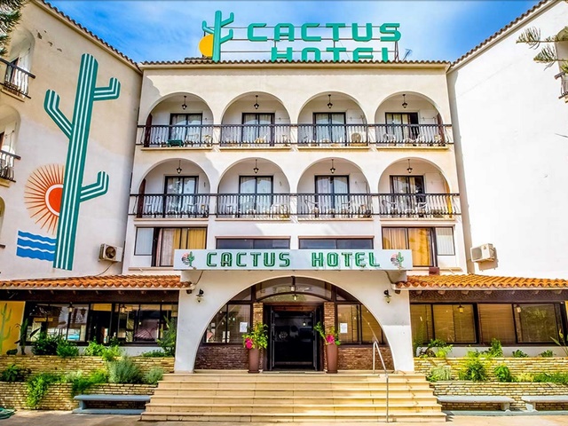 CACTUS HOTEL