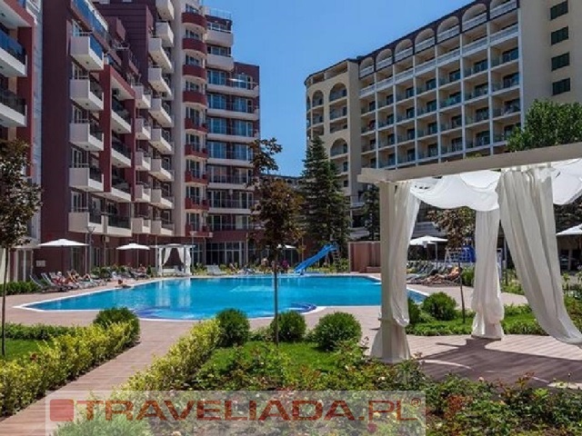 Admiral Plaza