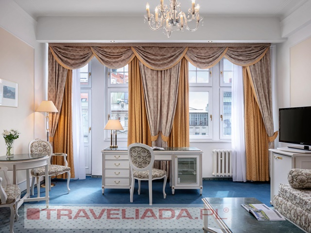 Hotel Ambassador Zlata Husa