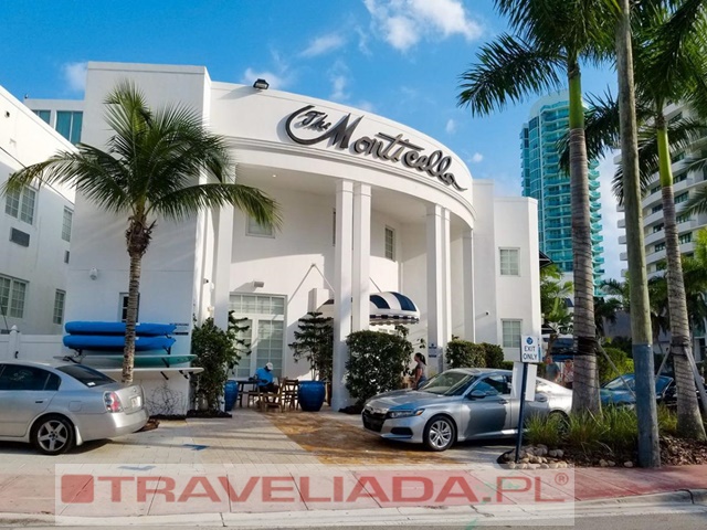 Oceanside Hotel + Suites