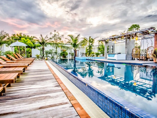 Long Set Resort Koh Rong