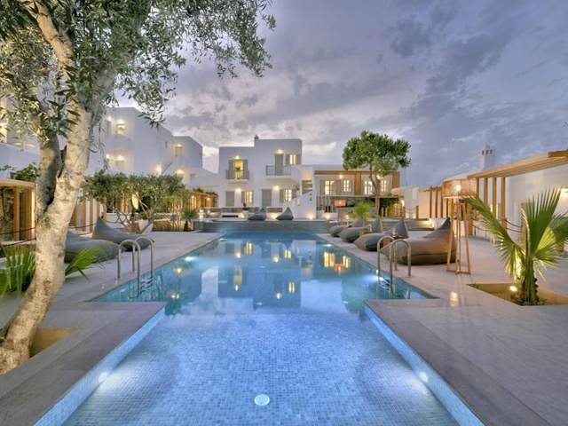 Petinos Hotel